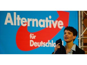 Merkel bir eyalette daha kaybetti