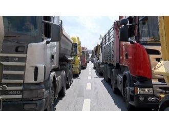 3. köprü yolunu trafiğe kapattılar