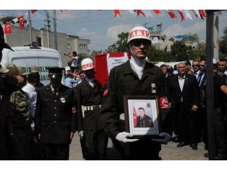 Şehit ebediyete uğurlandı