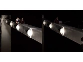 İntihar için çıktığı direkten kazara düşerek öldü