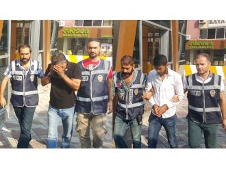 Baba-oğul dolandırıcılar yakayı ele verdi