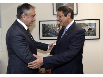 Kıbrıslı liderler yaklaşık 4 saat görüştü