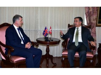 Bakan Yılmaz İngiliz Büyükelçi Moore’u kabul etti