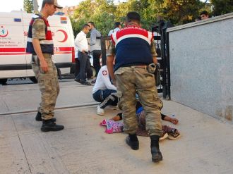 Adliyede kavga: 4 yaralı, 30 gözaltı