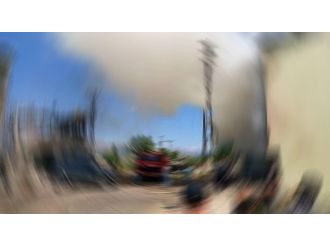 Polis lojmanlarına saldırı