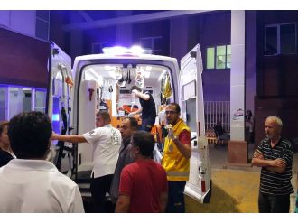 Boşanmak isteyen eşi ve ailesine kurşun yağdırdı