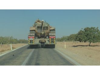 Cerablus sınırına askeri sevkiyat