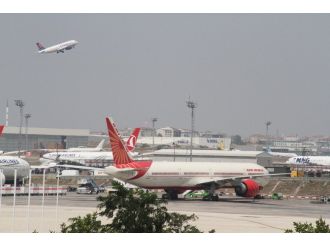 8 ayda 116 milyon yolcu uçtu