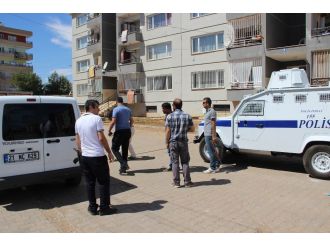 Sokak ortasında eski koca dehşeti