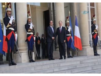 Fransa Cumhurbaşkanı Hollande, Barzani’yi kabul etti