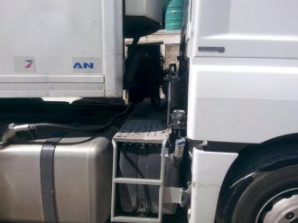 İzmir’de 1 ton kaçak akaryakıt ele geçirildi