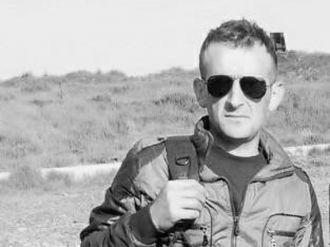 Ailesinin tek oğluydu