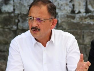 Belediyelere kayyum atanmasını değerlendirdi