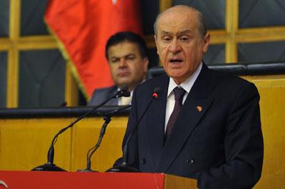 Bahçeli hükümete yüklendi