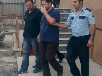 2 FETÖ’cü şişme botla kaçarken yakalandı