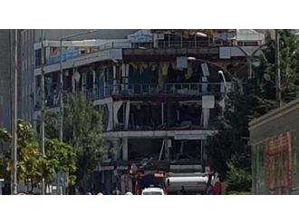 Saldırı bombalı araçla gerçekleştirildi: En az 10 yaralı