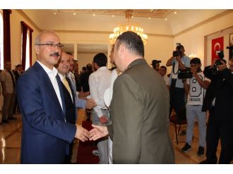 Elvan: 3-5 çapulcuya pabuç bırakacak değiliz”