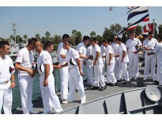 TCG Çanakkale ve TCG Bora’da bayramlaşma