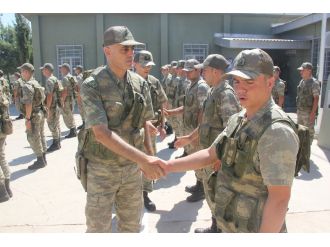 Sınır karakolunda bayramlaşma