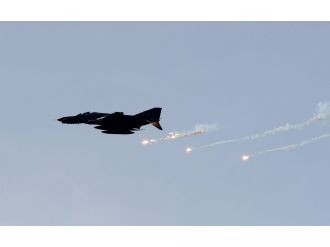 Şemdinli kırsalına hava harekatı: 3 hedef imha edildi