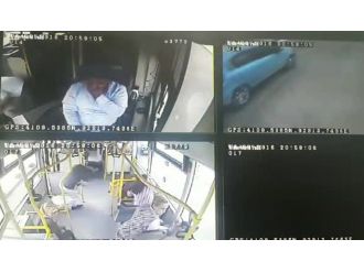 Özel halk otobüsüne böyle kurşun yağdırmış