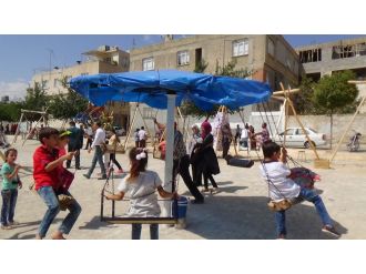 Türk ve Suriyeli çocuklar birlikte eğlendi