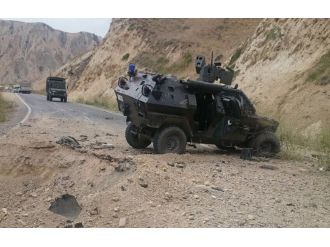 Van’da askeri araca EYP’li saldırı