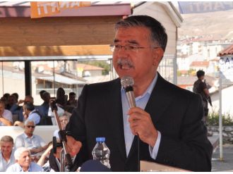 "28 bin öğretmenle ilişik kesildi"