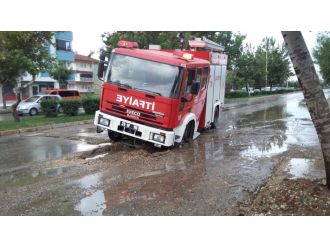 Sağanak yağış bu hale getirdi!