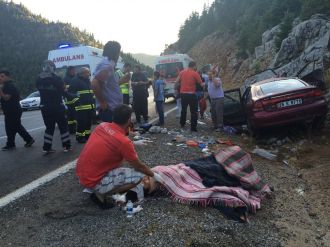 Yeni nişanlı çifti ölüm ayırdı