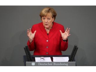 Merkel: Kritik bir durumdayız