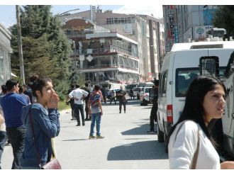 Vanlılardan teröre tepki