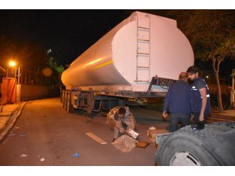 Tankerden 300 bin paket kaçak sigara çıktı