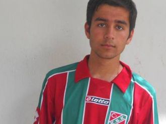 Sosyal medyadan not bırakıp intihar etti