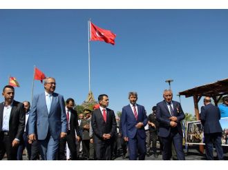 15 Temmuz Demokrasi Şehitleri Anıtı açıldı