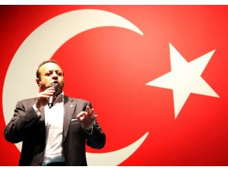 Yunan gazetesine makale yazdı: Acilen...