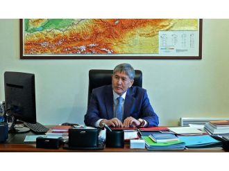 Atambayev İzmir’de istirahatte