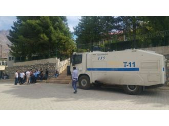 Terör operasyonunda 40 gözaltı: Şüphelilerden 1 dolar da çıktı