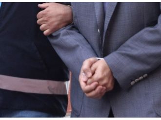 Diyarbakır’da 26 öğretmen gözaltına alındı