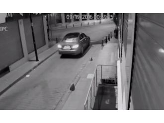 Lüks araçlı hırsızlar, 12 iş yerini soydu