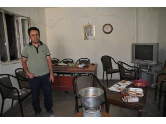 Yurdum hırsızı: Girdikleri iş yerinde yemek yapıp yediler