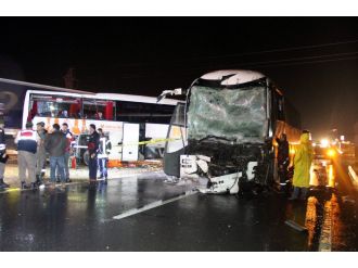 Yolcu otobüsleri çarpıştı: 68 yaralı