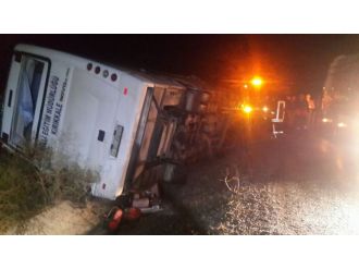 Konya’da midibüs devrildi: 2 ölü, 7 yaralı