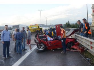 Yarış yapan araç dehşet saçtı