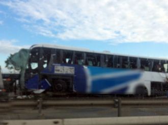 Yolcu otobüsü devrildi: 1 ölü 32 yaralı