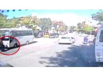 İndiği otobüsün altında kaldı