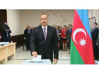 Azerbaycan halkı sandık başında