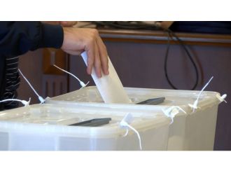 Azerbaycan’da referanduma katılım yüzde 69.7