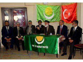 Çay ocağında basın toplantısı