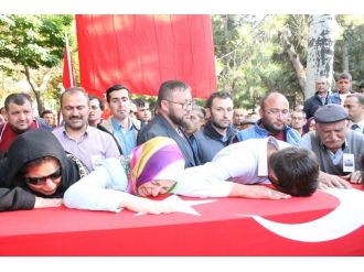 Şehide ağlatan veda